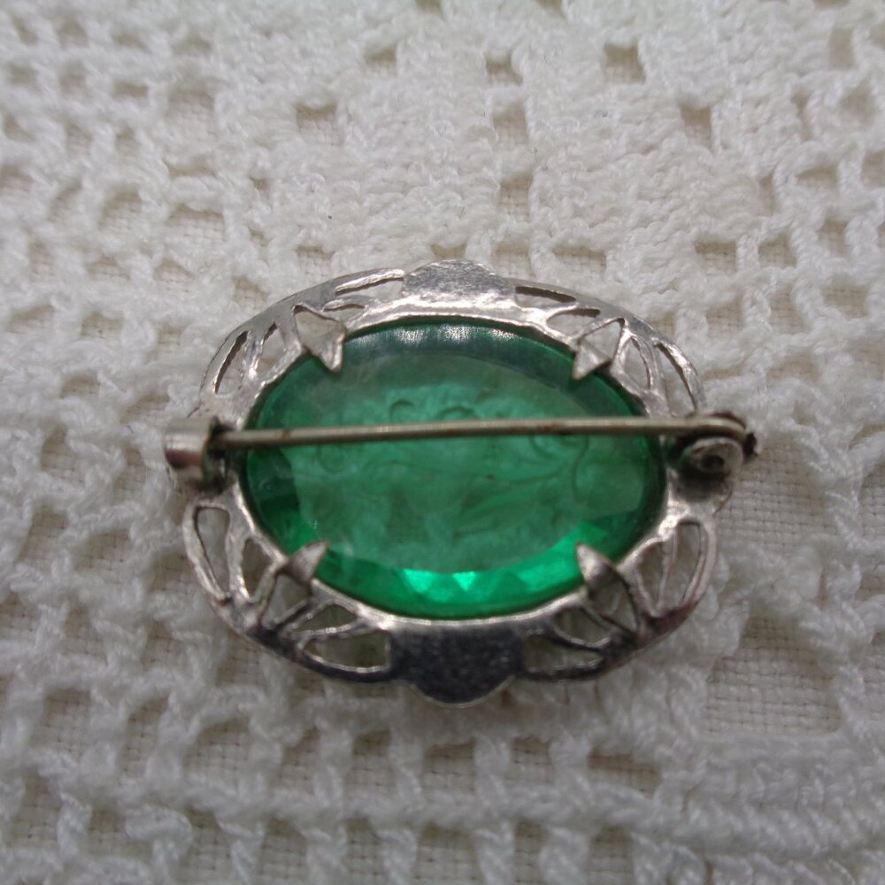 Vintage Art Deco Filigree Green Glass Intaglio Small Brooch View 5